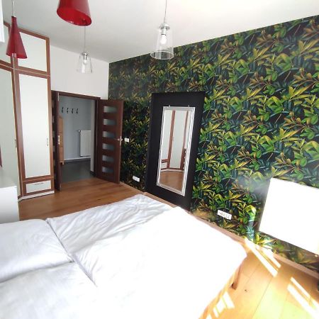 Apartament Przy Galerii Forum Gliwice Witkiewicza Exterior foto