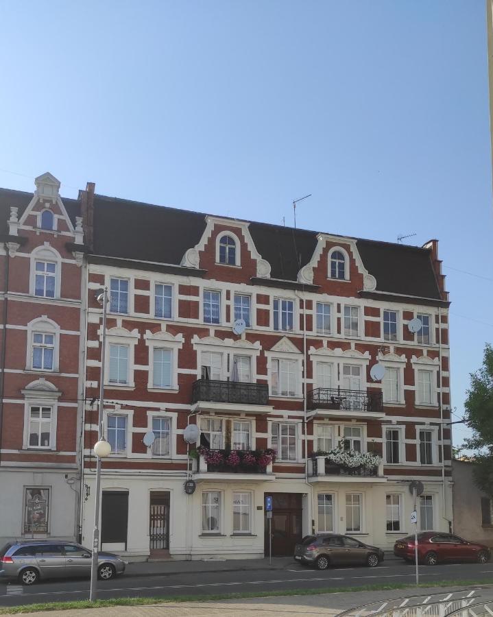 Apartament Przy Galerii Forum Gliwice Witkiewicza Exterior foto