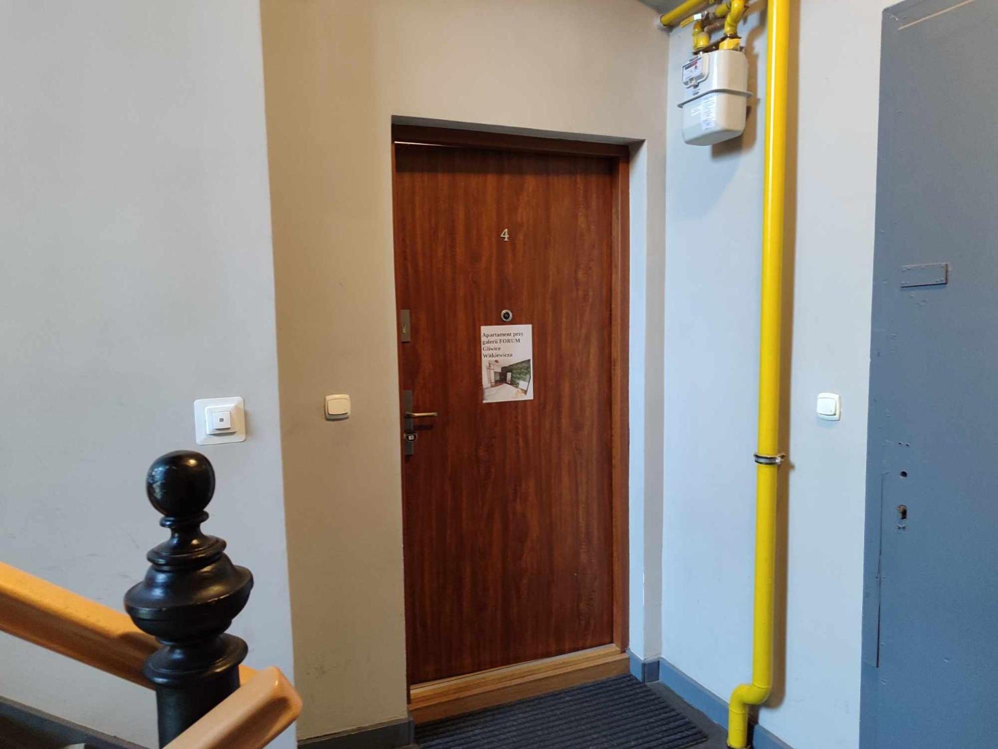 Apartament Przy Galerii Forum Gliwice Witkiewicza Exterior foto